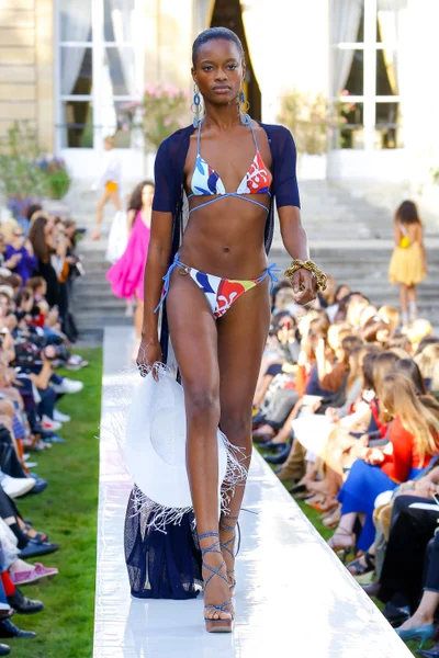 Look 39